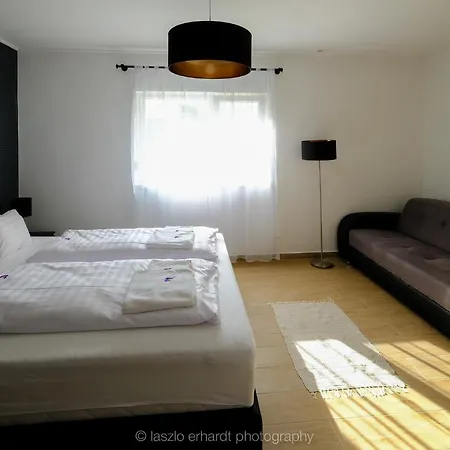 Ciprus Porta באלאטונקנשה