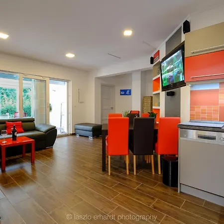 Ciprus Porta アパート バラトンケネシェ