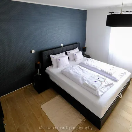 Ciprus Porta * バラトンケネシェ